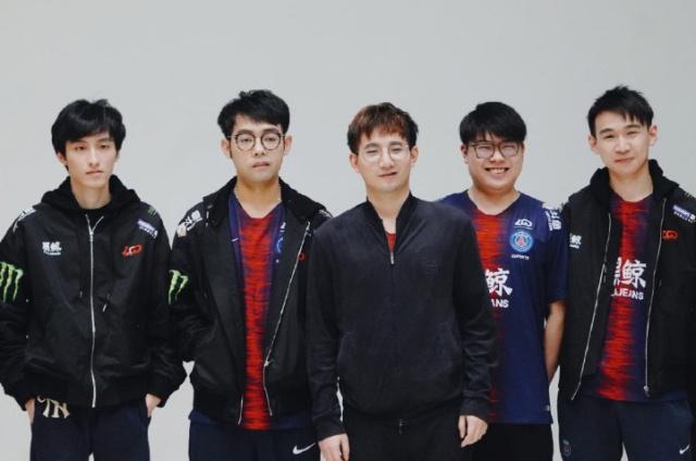 球员调度和 球员调度和